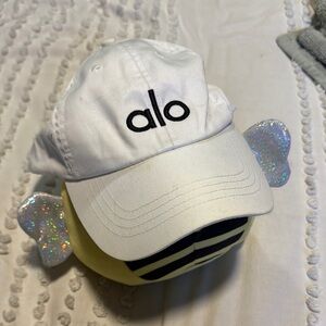 Alo White Cap
